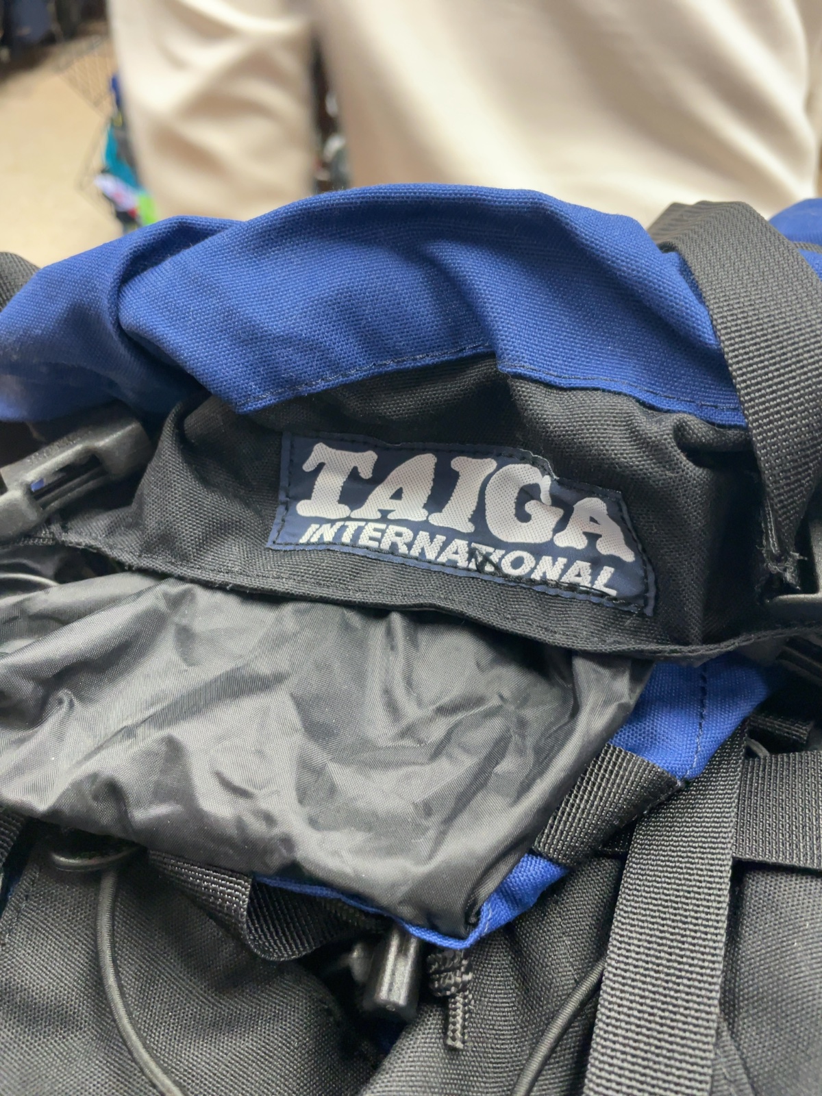 Taiga International Backpack Blue/Black