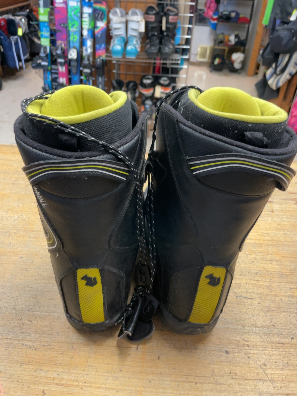 Northwave Caliber Size 9 US Snowboard Boots