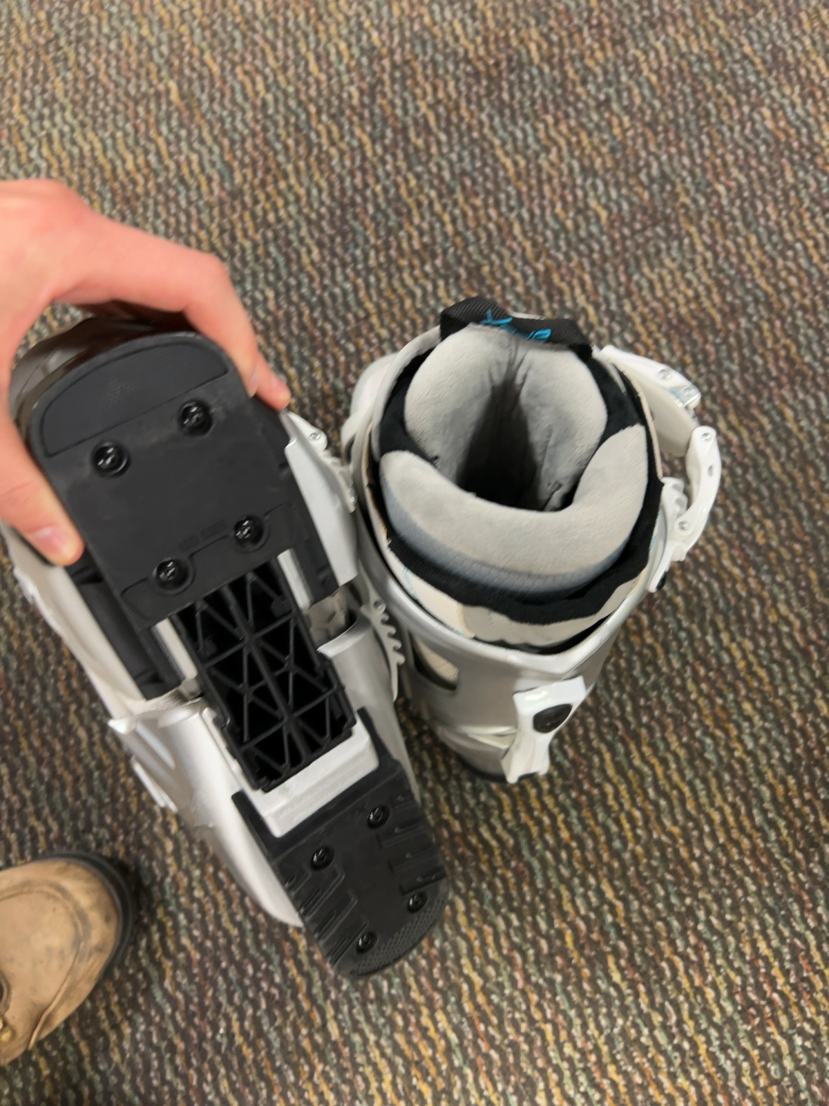 Apex HP Ski Boots White / Grey Good Size 27.0
