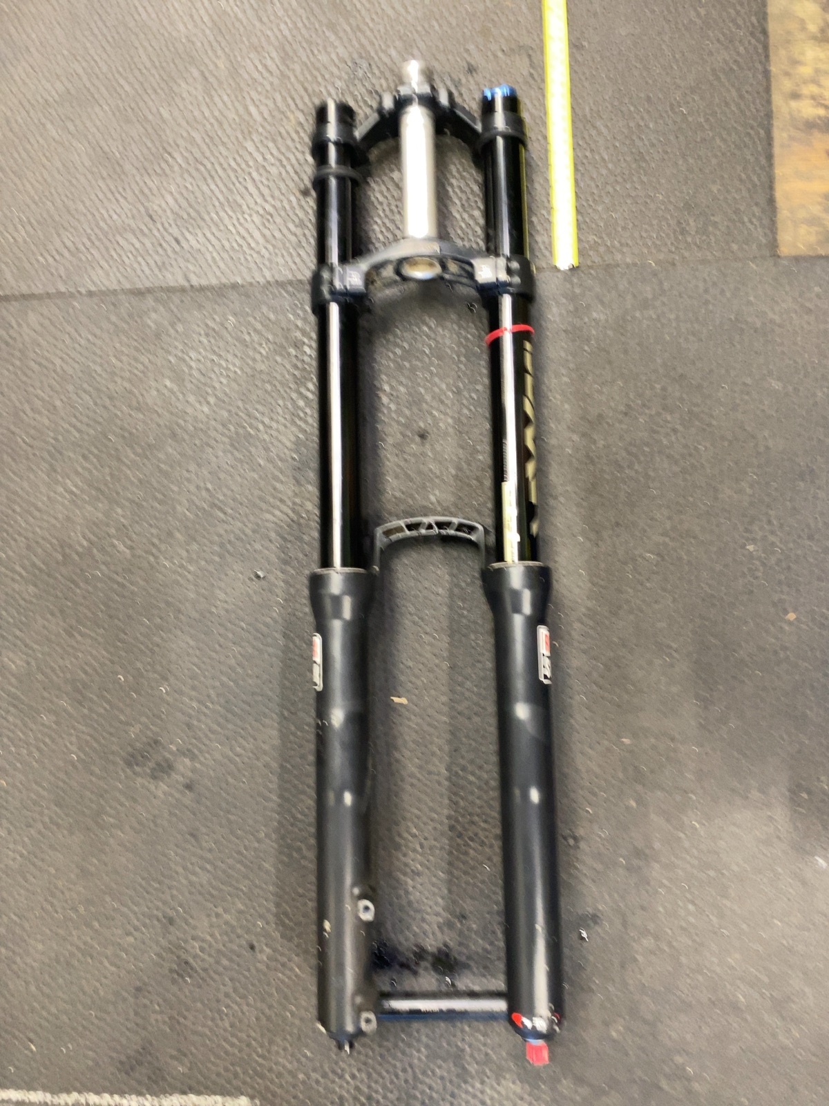 RockShox BoXXer Downhill Suspension Fork Used