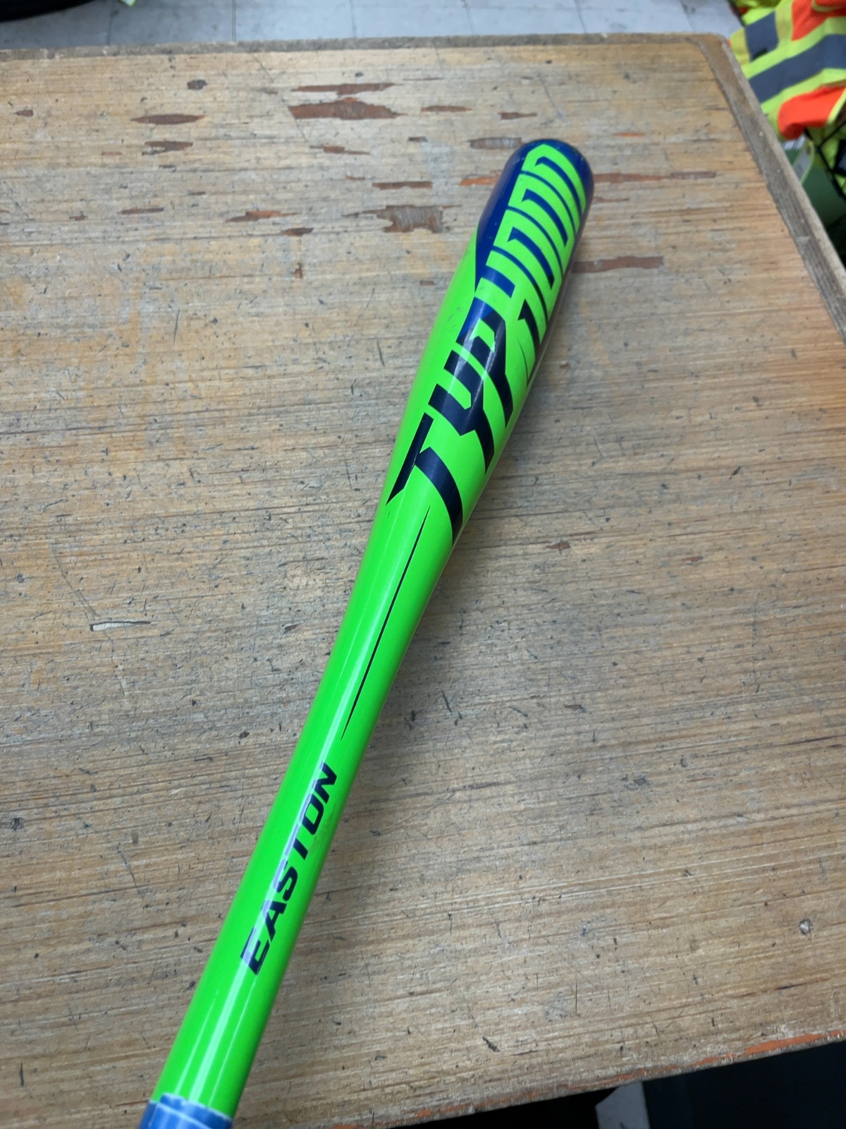Easton Typhoon 29" 17 oz USA Baseball Bat (-12)