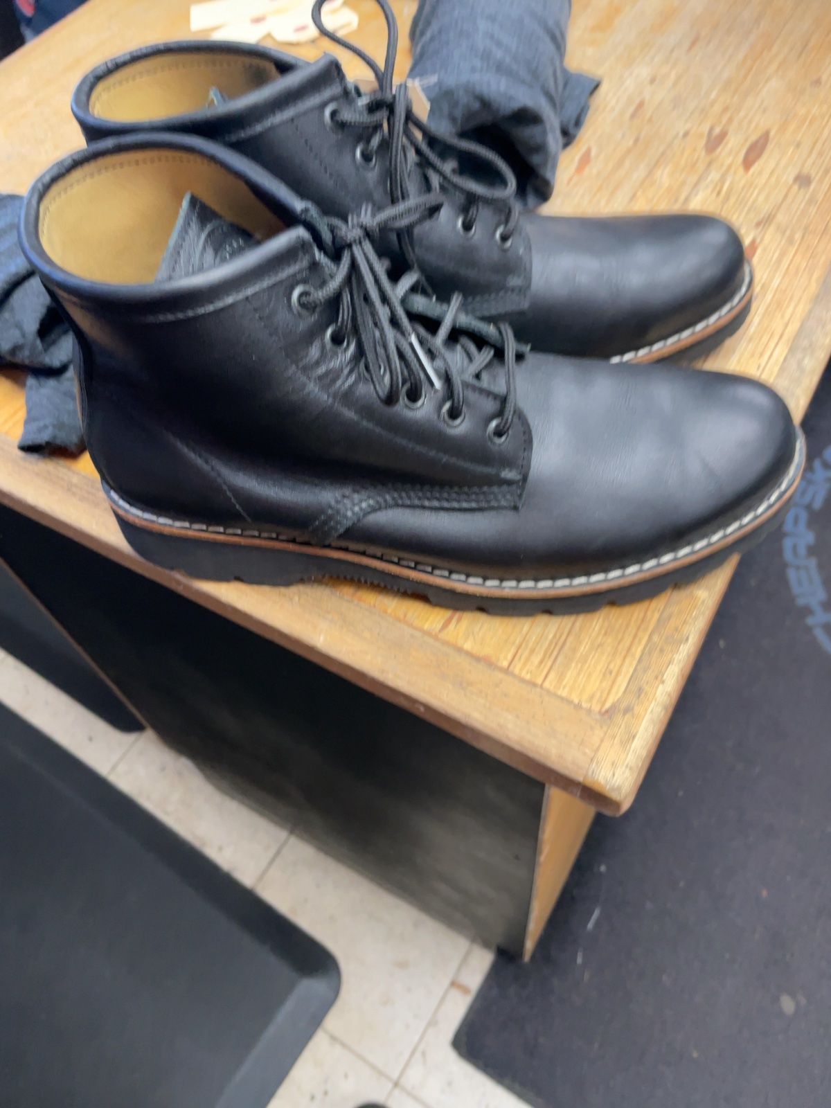 Roots 425 Lace Up Leather Boots Size 9.5 D