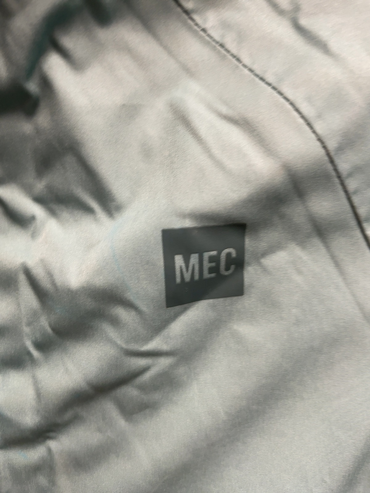 MEC Size 5 Fleece-Lined Hooded Rain Jacket