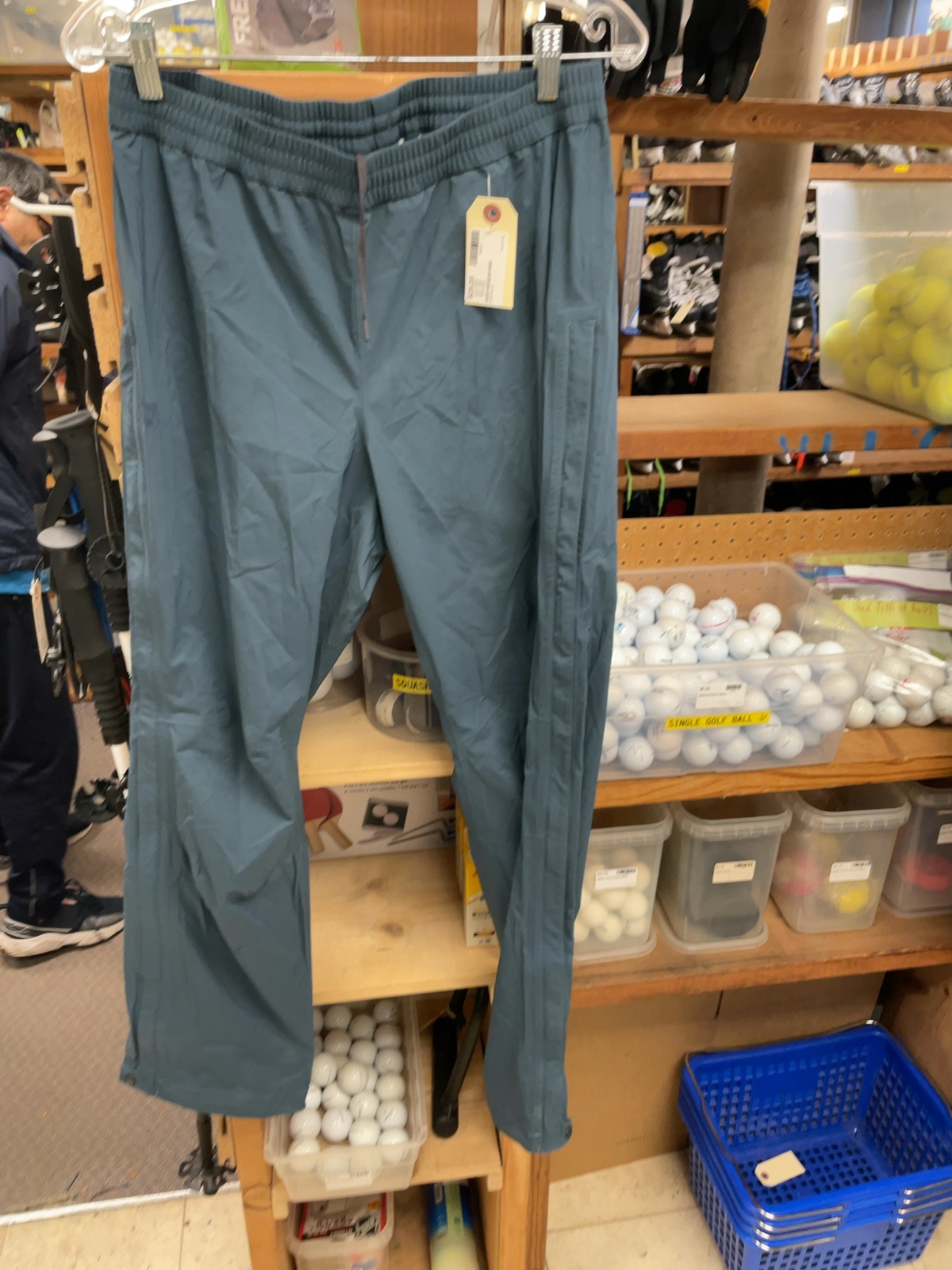 MEC Size M Men's Rain Pants