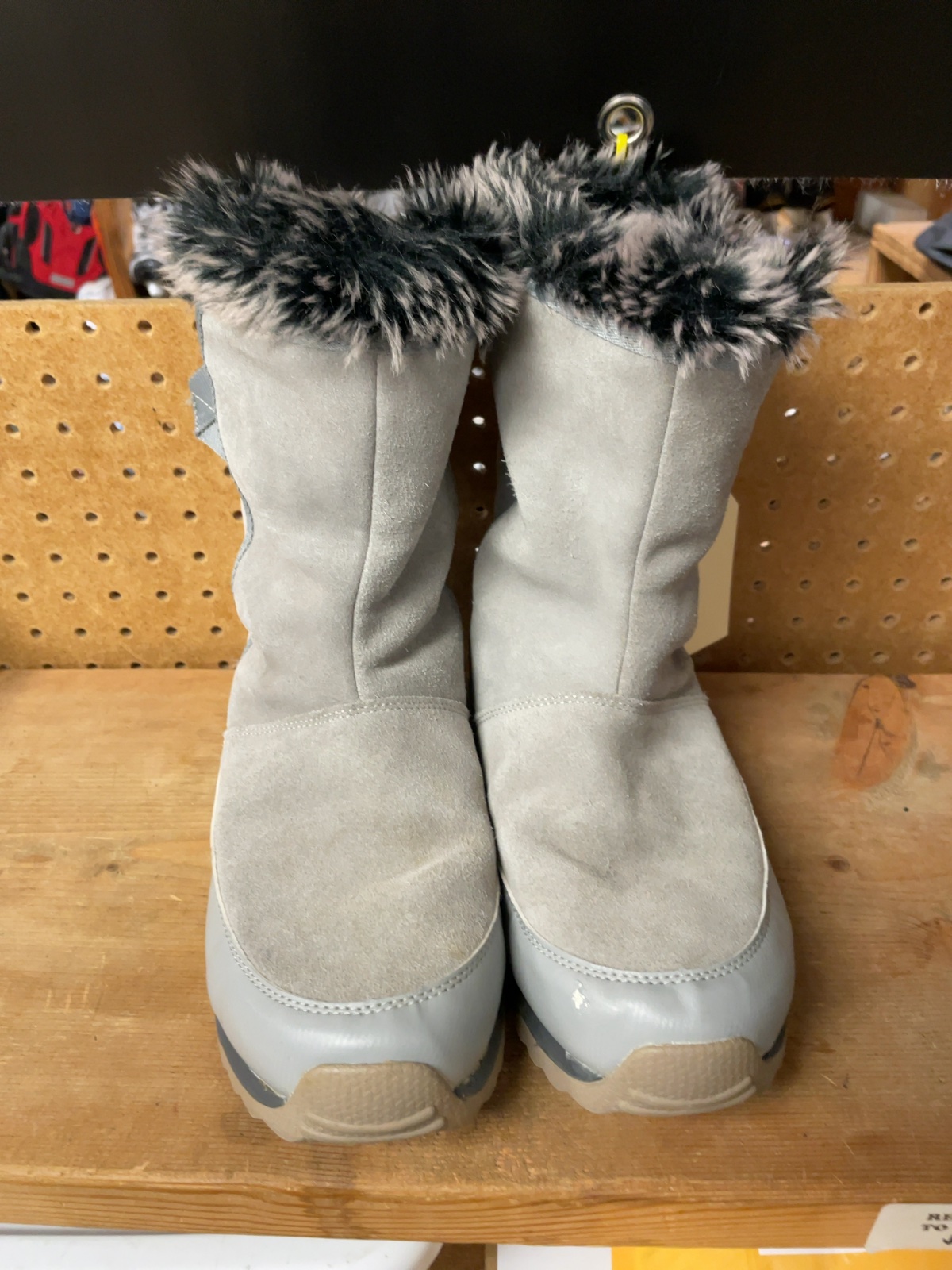 Cougar H2O Size 10 Faux Fur Winter Boots Grey