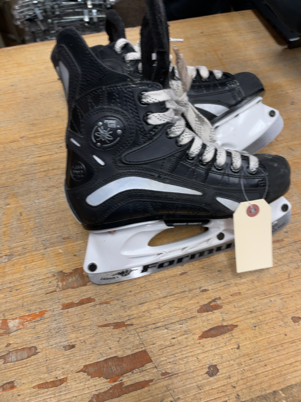 Mission Pure Lite Ice Hockey Skates US 6 E