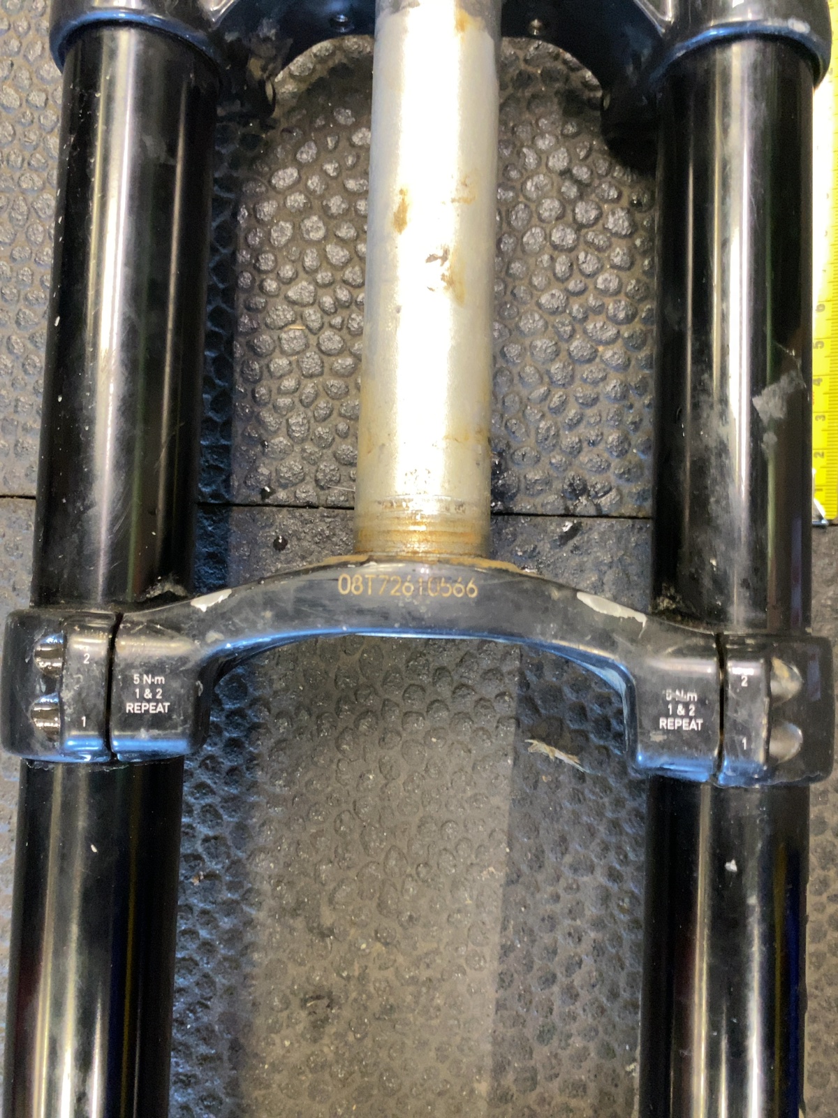 RockShox BoXXer World Cup 27.5" Suspension Fork Used