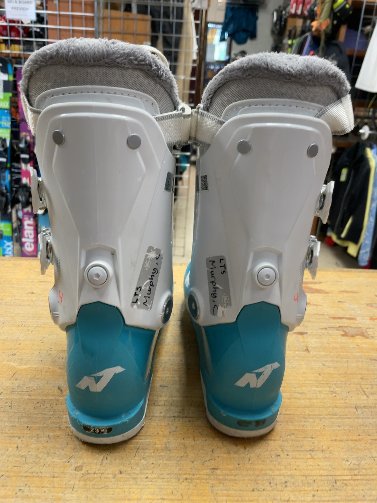 Nordica Speedmachine J 4 Size 23.5 Women's Ski Boots