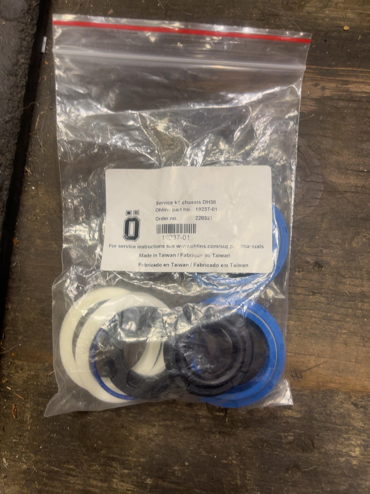 Öhlins Service Kit Chassis DH38 Fork Seals 19237-01 New