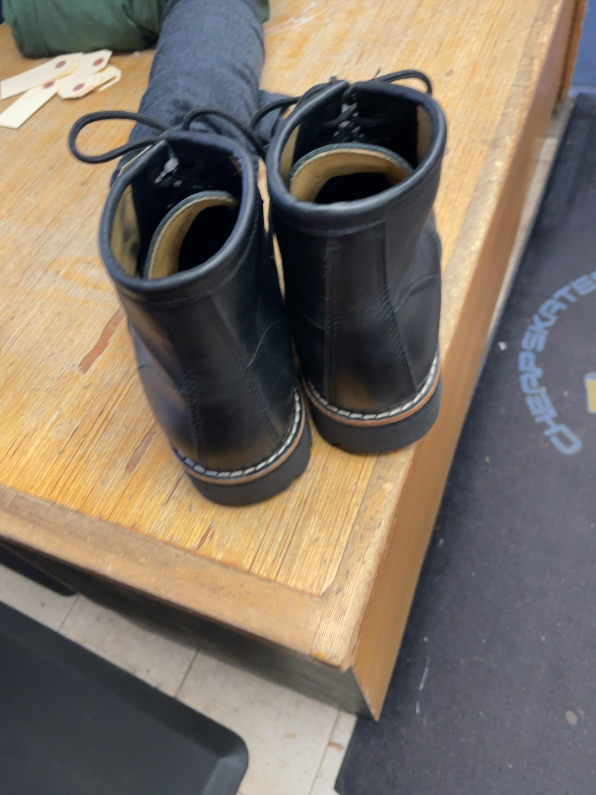 Roots 425 Lace Up Leather Boots Size 9.5 D