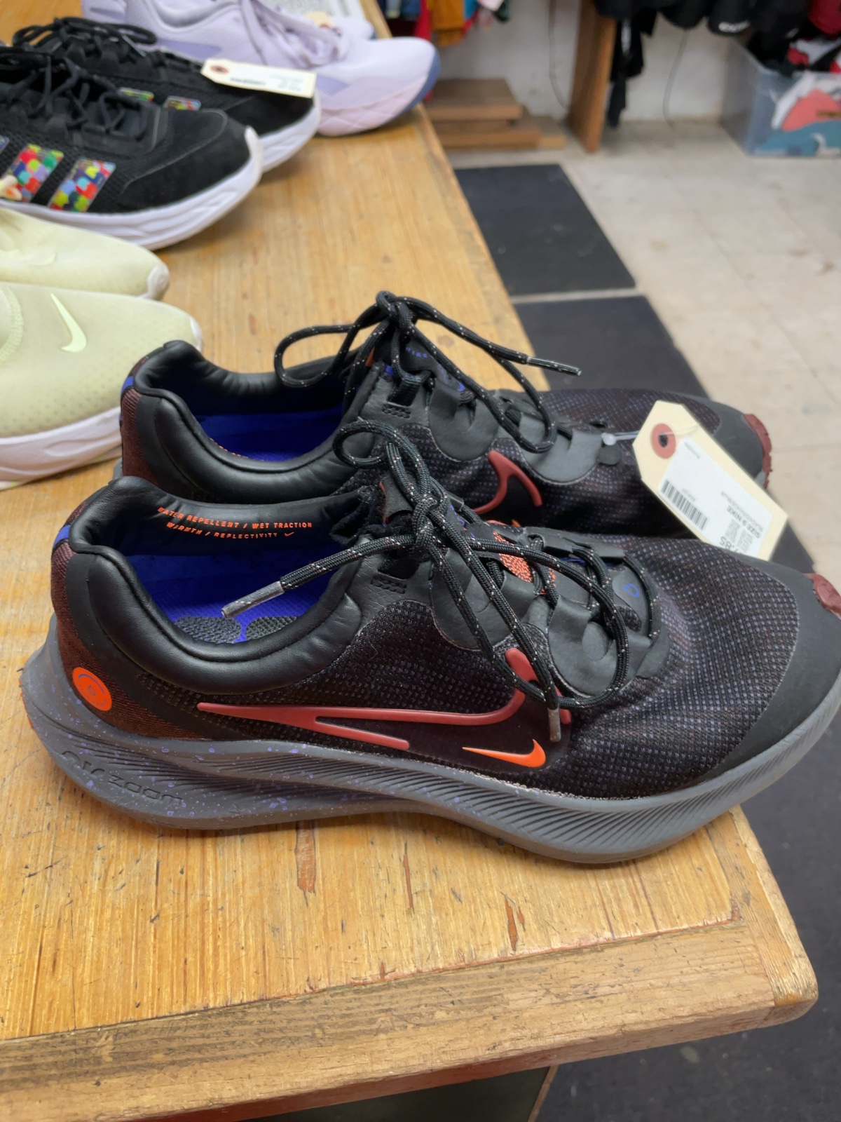 Nike Air Zoom Pegasus 37 Shield Size 9