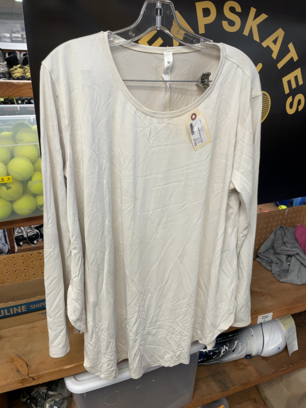 Lululemon Back in Action Long Sleeve Shirt Size 12 Cream