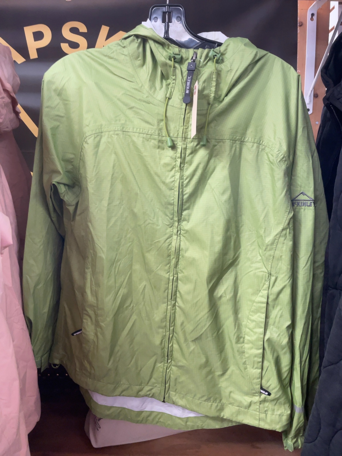 McKINLEY Aquamax Rain Jacket Size XS