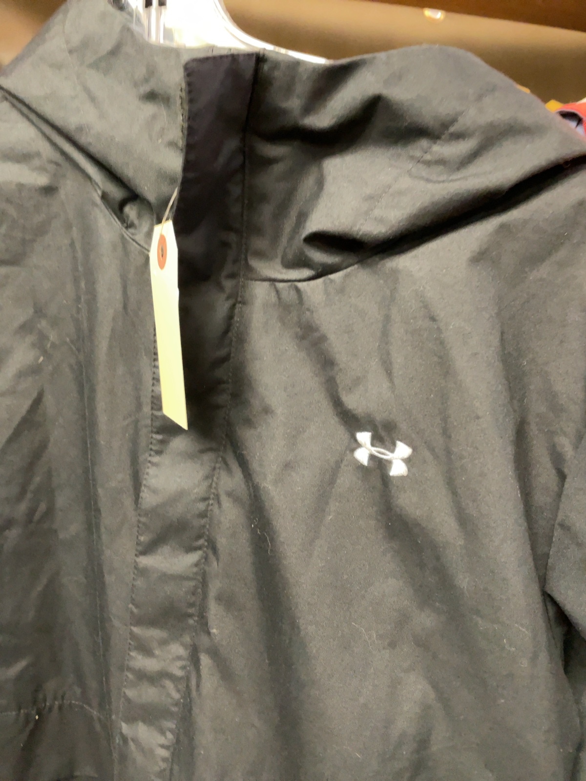 Under Armour Rain Jacket Size M