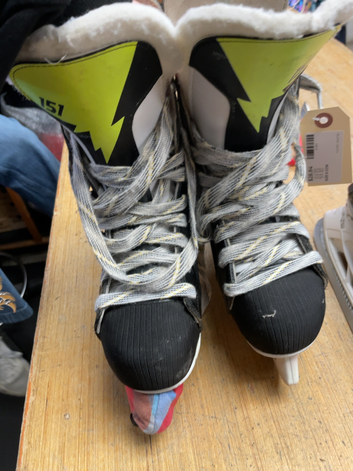 CCM Tacks 151 Size 6 Ice Hockey Skates