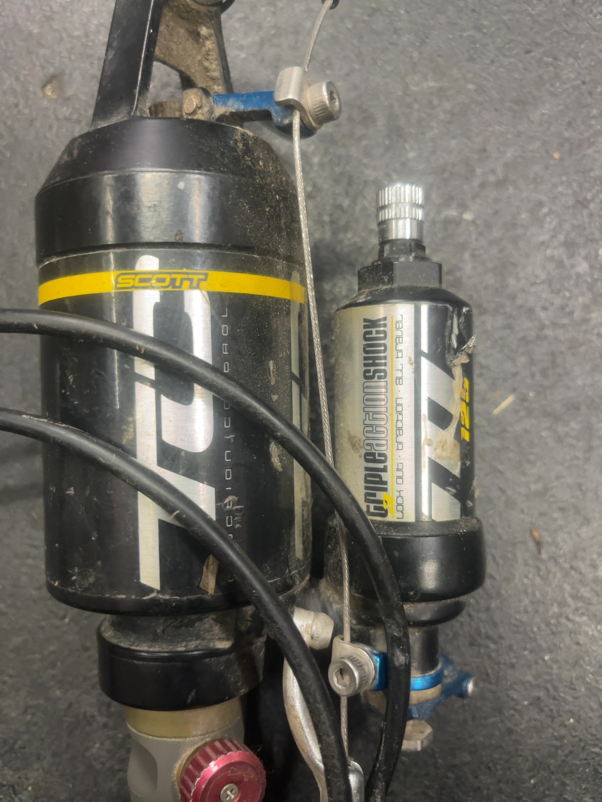 Scott TC Triple Action Rear Shock with Remote Fair