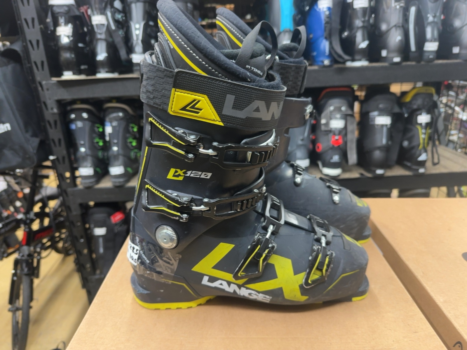Lange LX 120 Downhill Ski Boots - 28.5