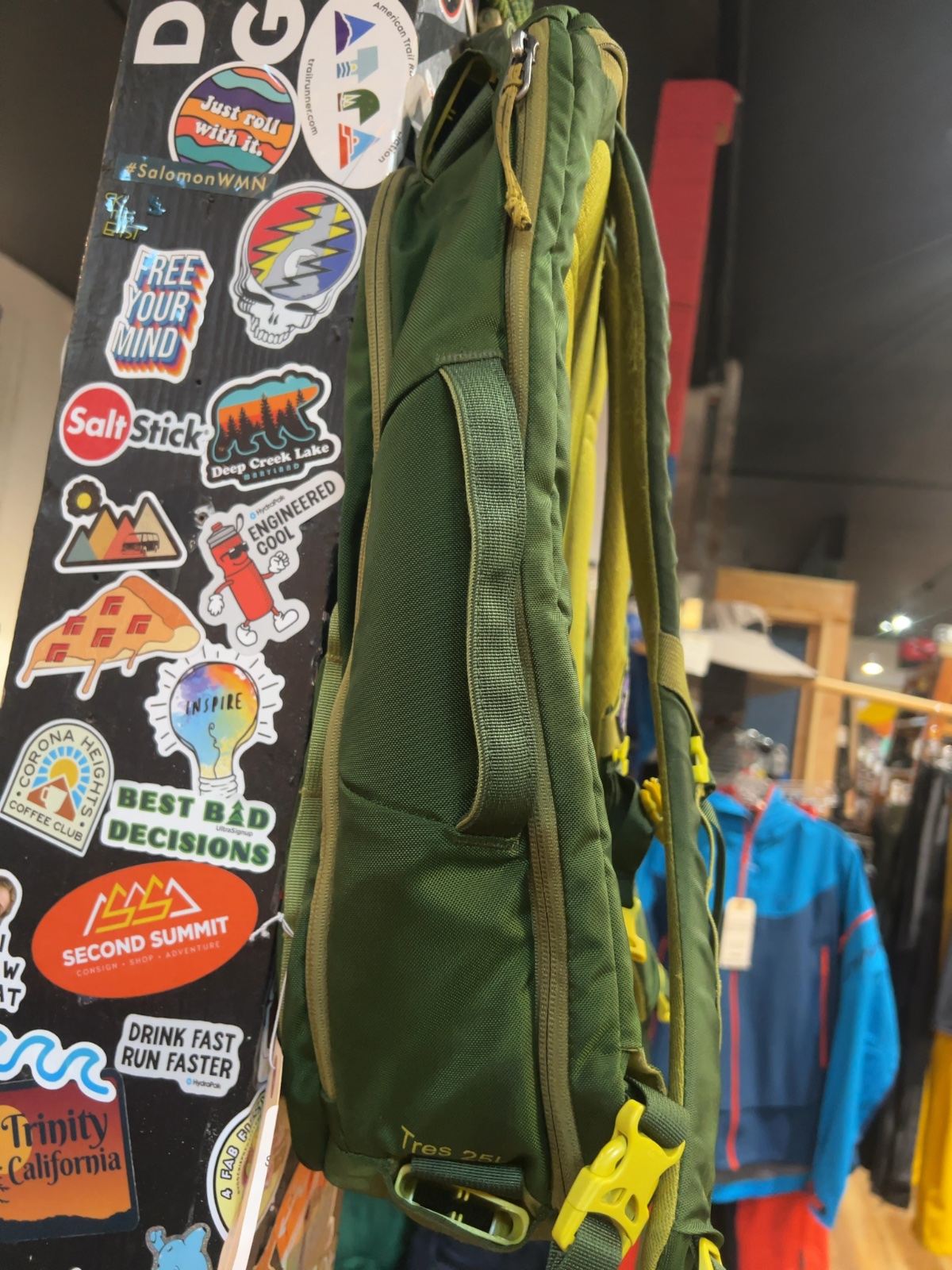 Patagonia Tres 25L Backpack Green Good