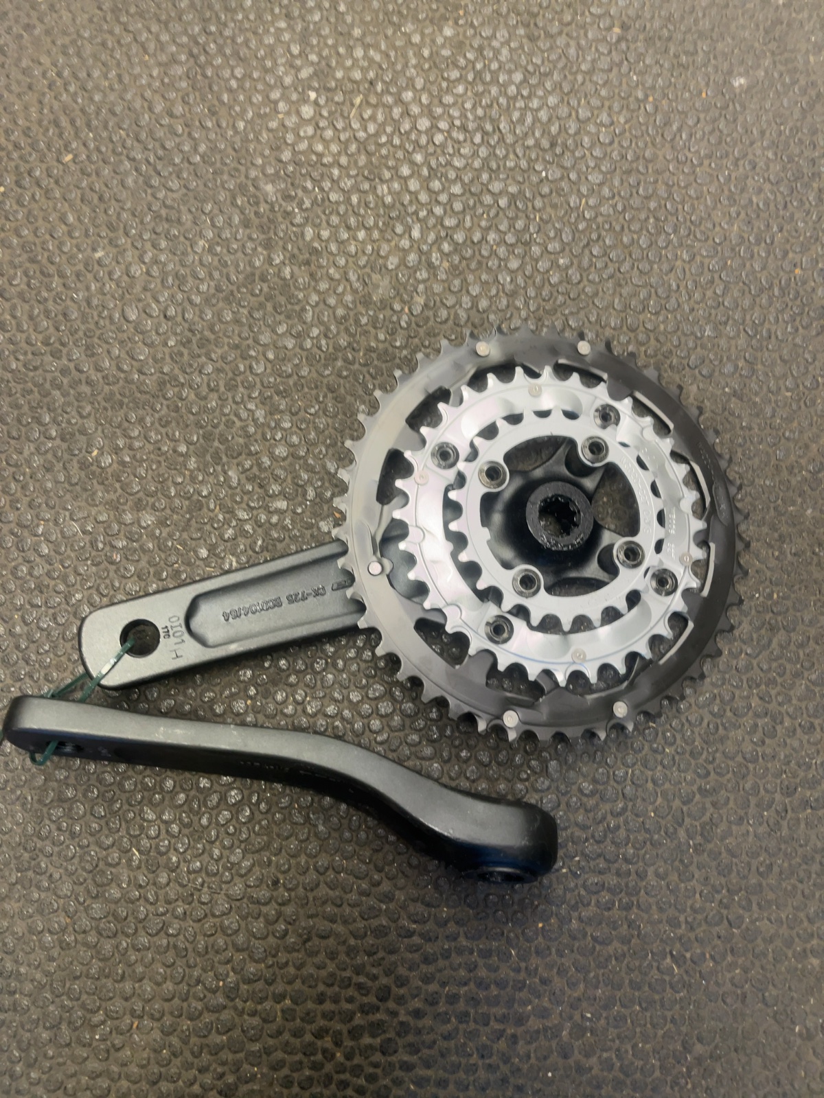 FSA Alpha Drive CK-725 Triple Crankset 170mm Good