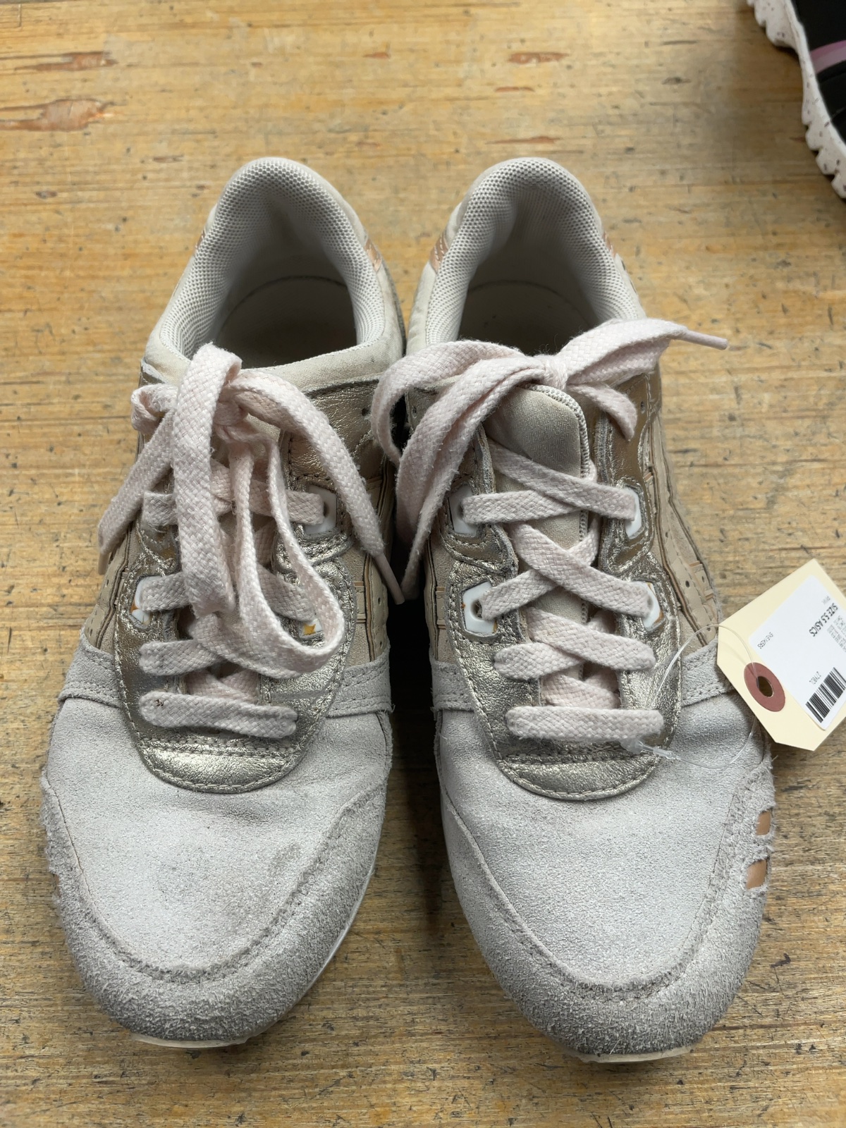 Asics Gel-Lyte III Size 5.5 US Sneakers