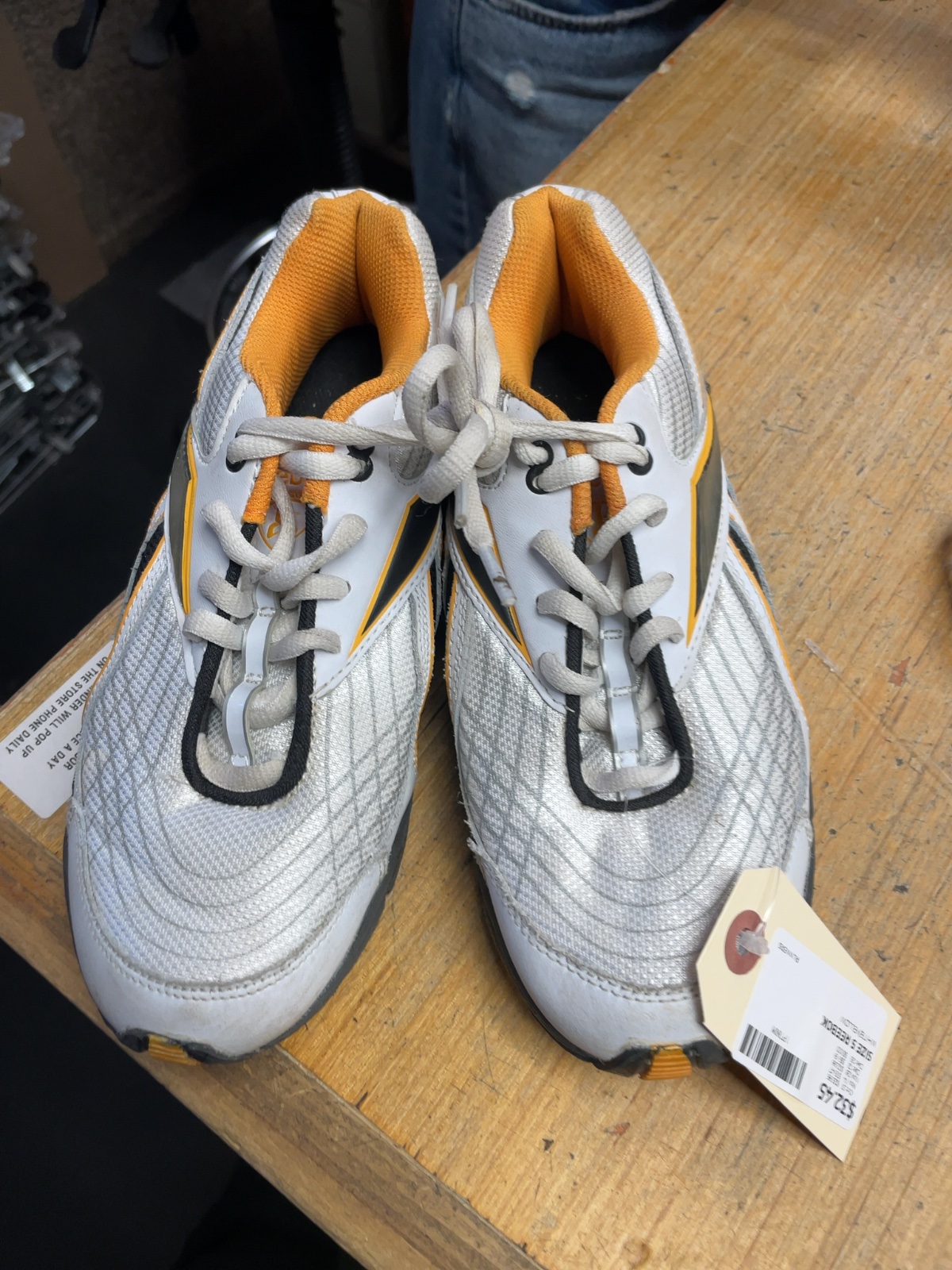 Reebok Size 5 US Running Shoes
