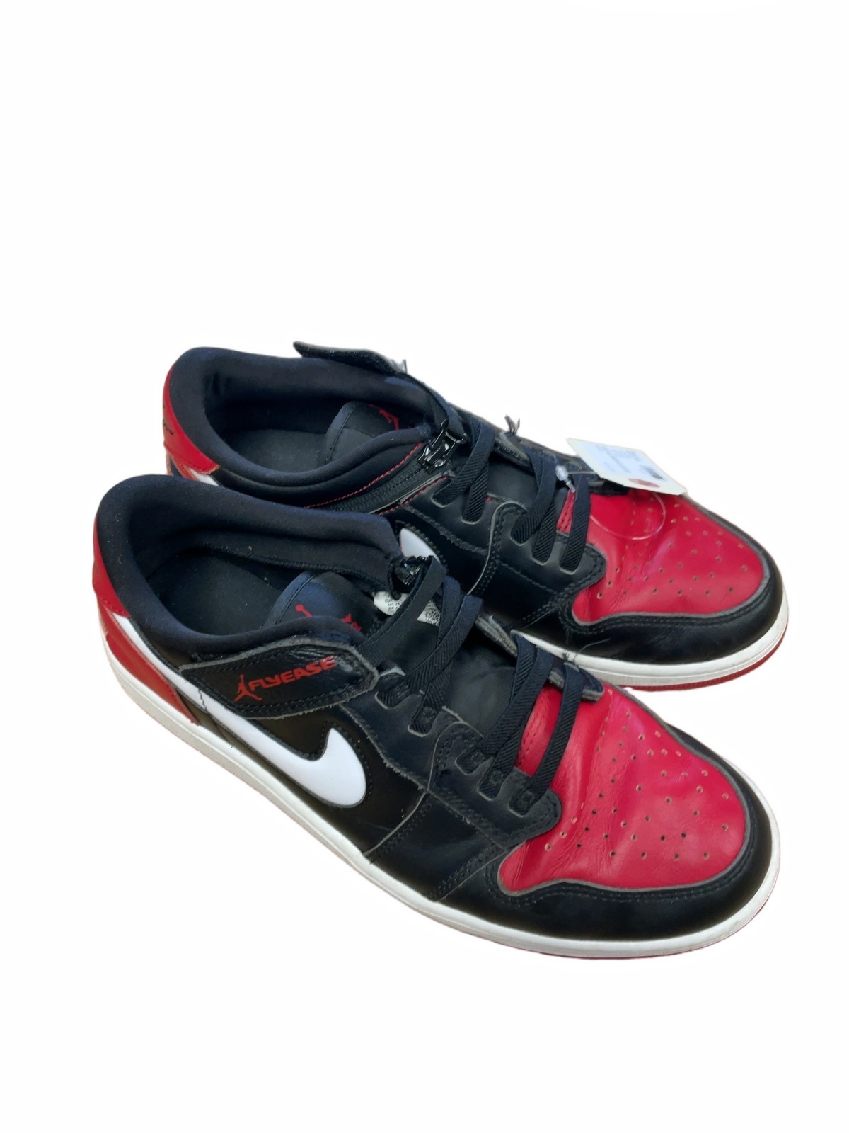 Nike Air Jordan 1 Low FlyEase Size 10.5 US - image 1