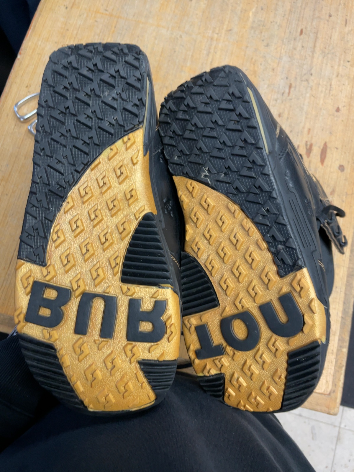 Burton Shaun White Size 11 Snowboard Boots