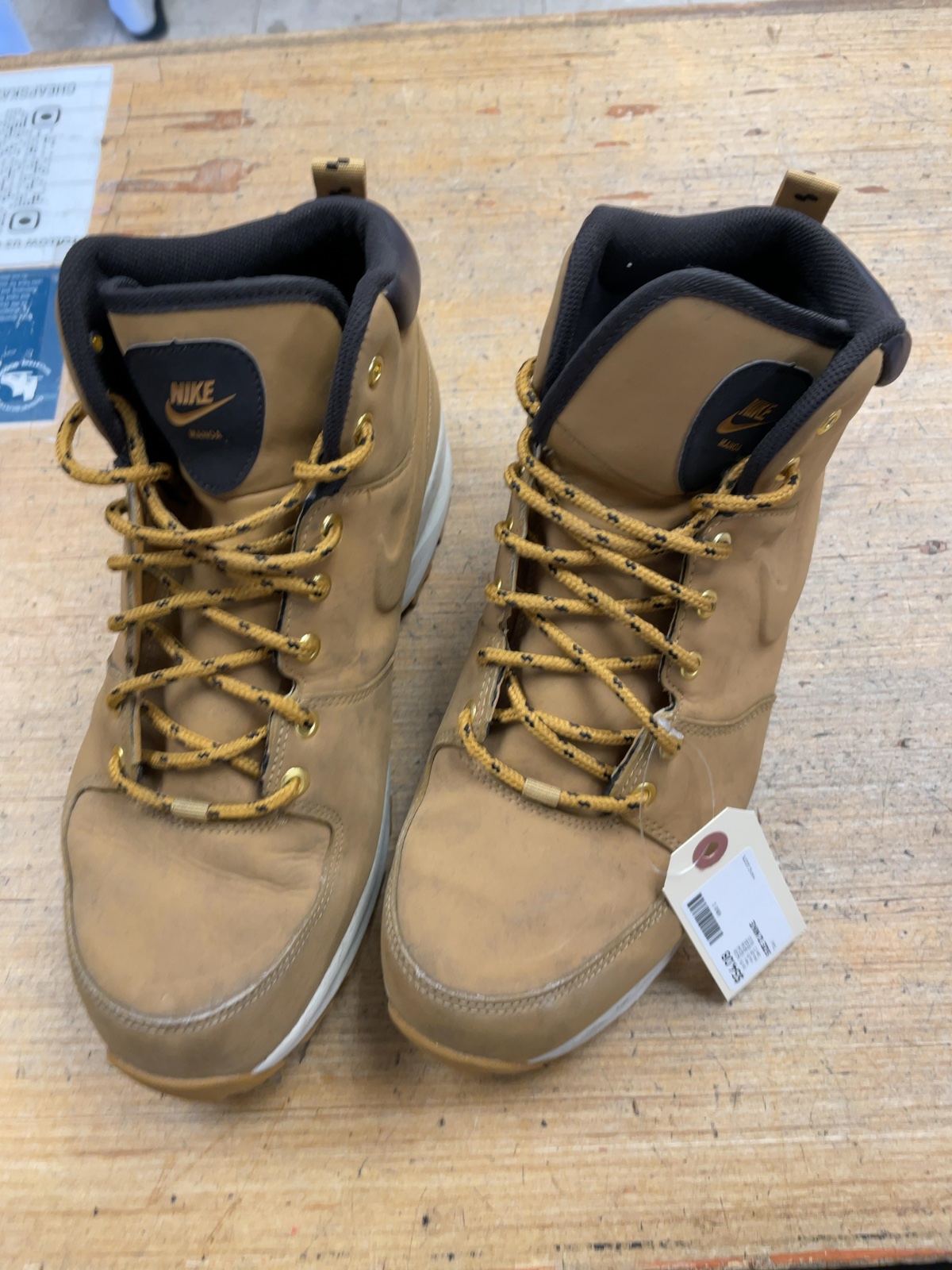 Nike Manoa Size 12 US Tan Hiking Boots