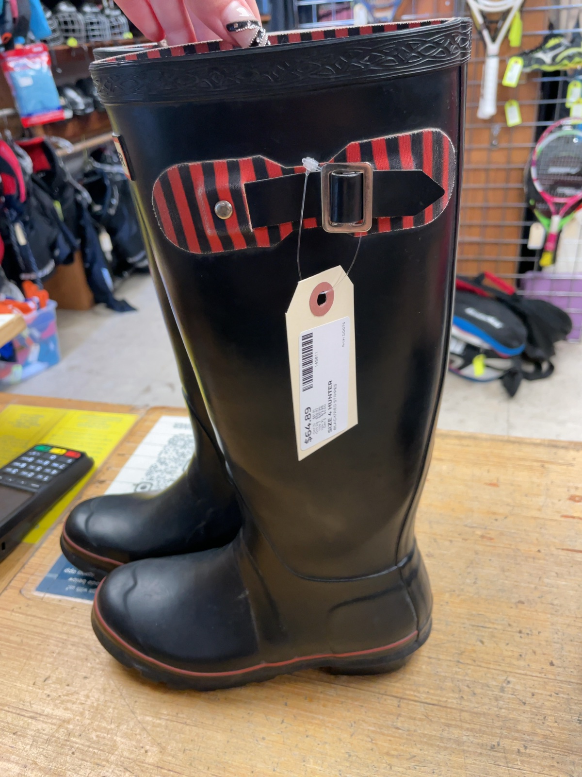 Hunter Rain Boots Size 4 Black/Red Stripes