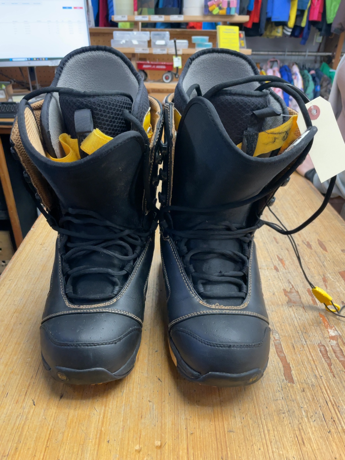 Burton Shaun White Size 11 Snowboard Boots