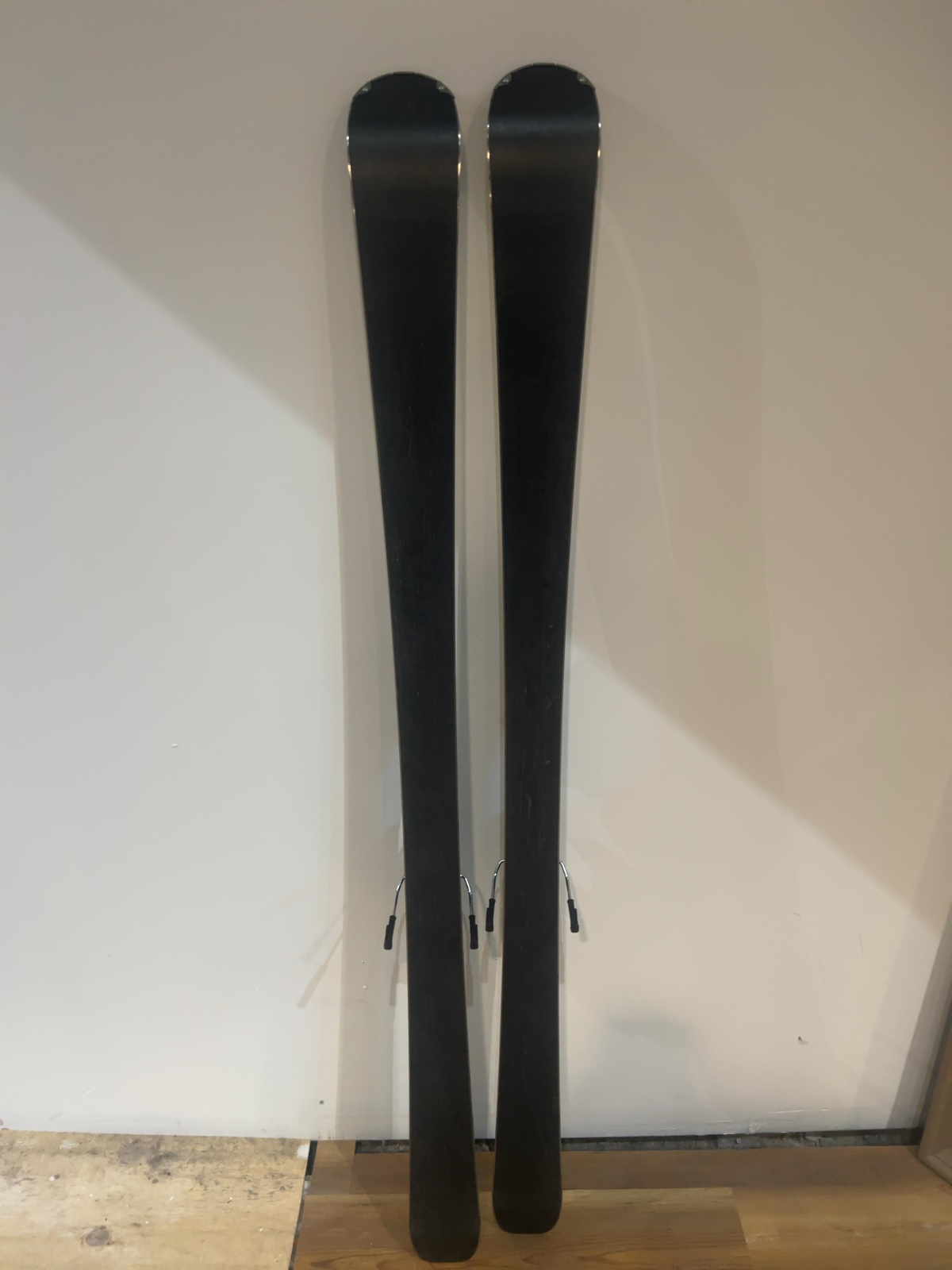 Rossignol React 2 Carbon Skis w/ Look Xpress 10 Bindings Good 162cm