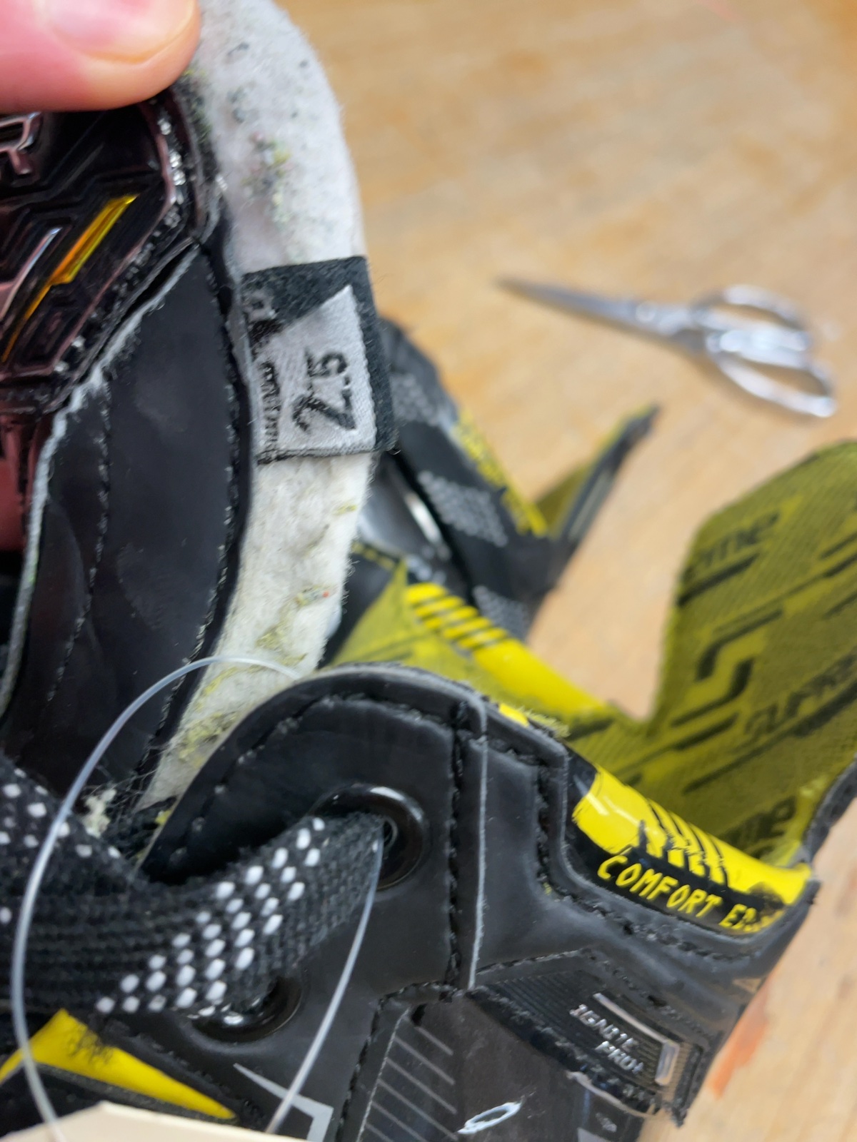 Bauer Supreme Ignite Pro Size 2.5 Ice Hockey Skates