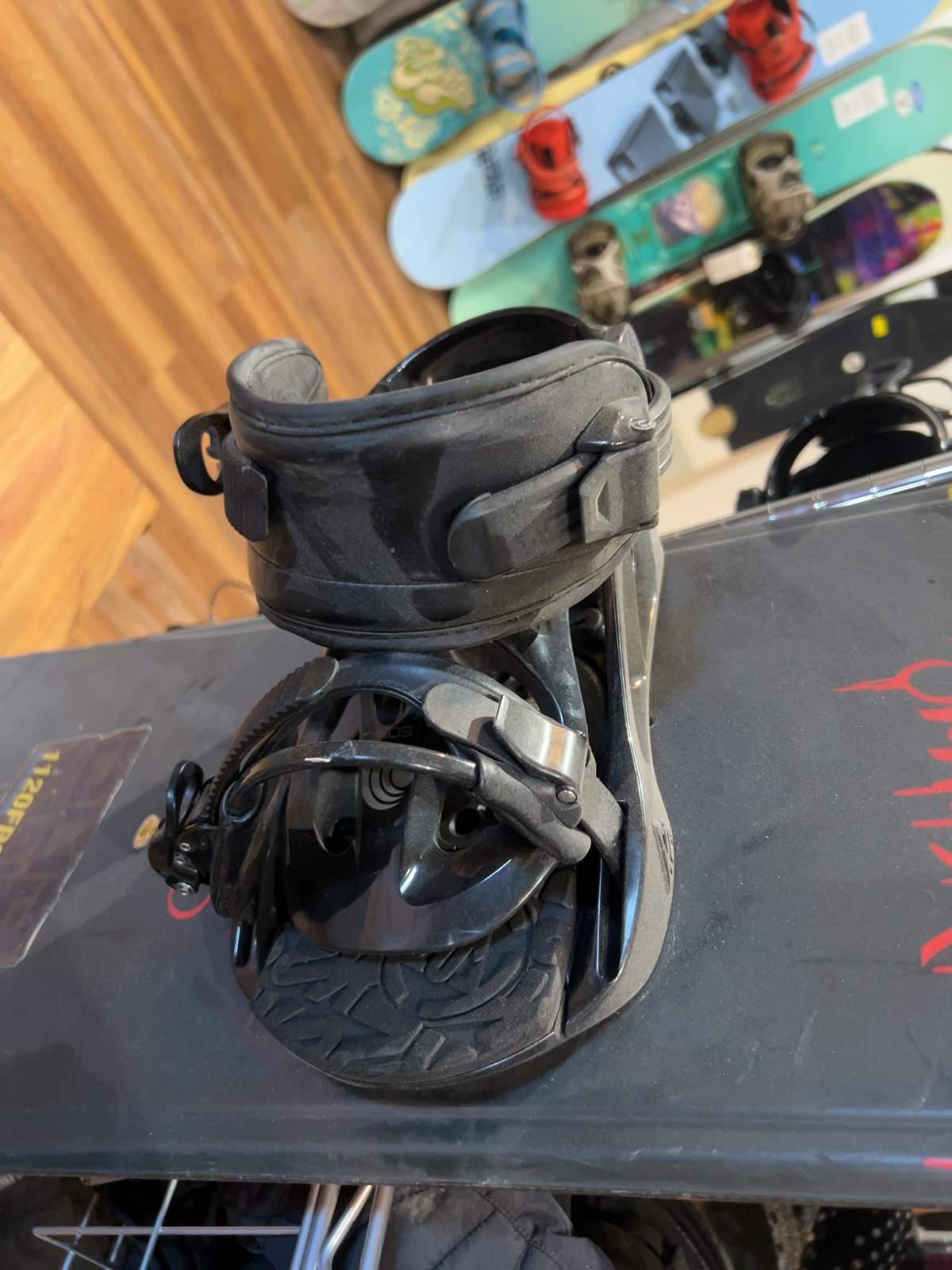 Santa Cruz Dragon Snowboard with K2 Sonic Bindings 155 Good