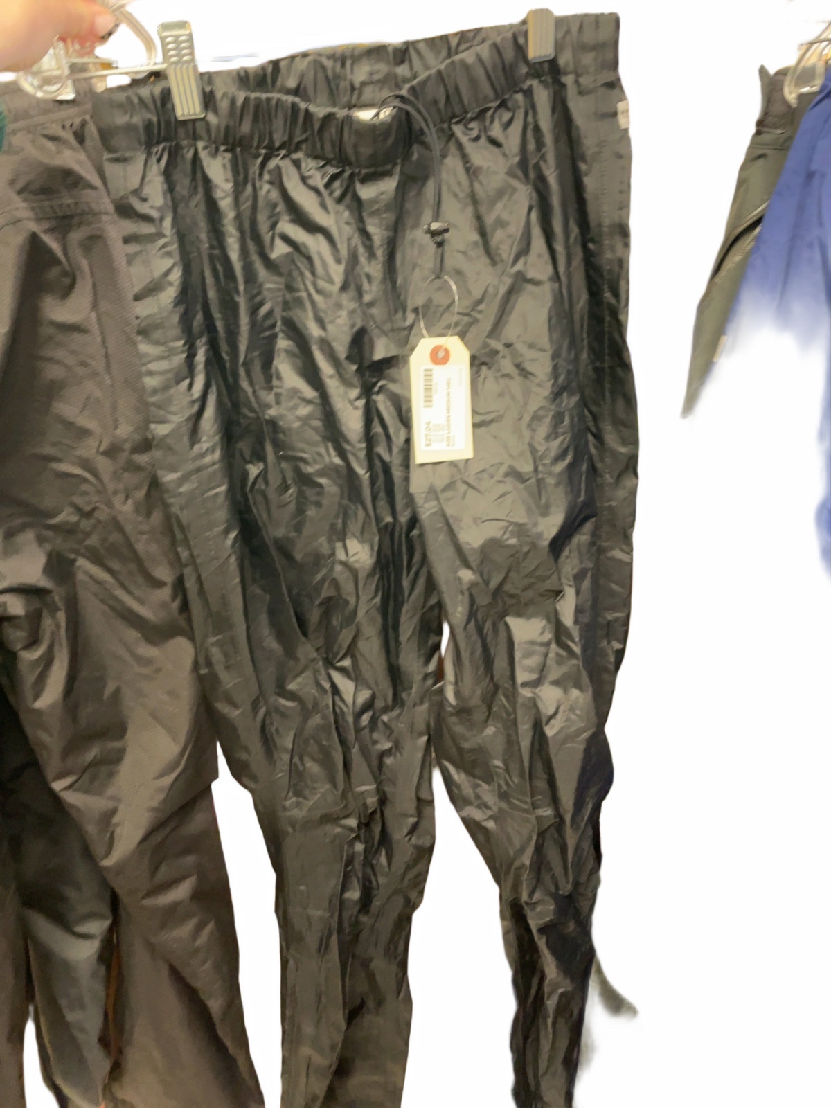 MEC Rain Pants Size Ladies Medium Black