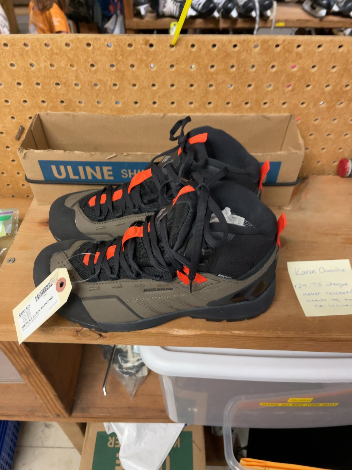 Black Diamond Mission BDry Hiking Boots Size USM 6.5