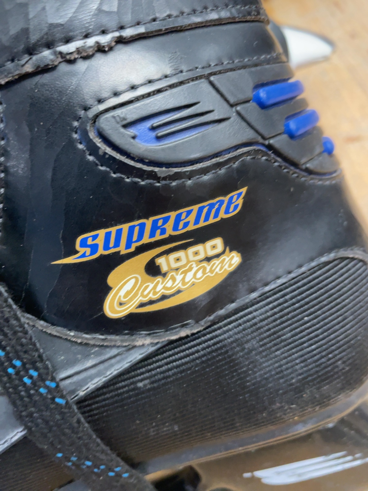Bauer Supreme 1000 Custom Size 8 Ice Hockey Skates