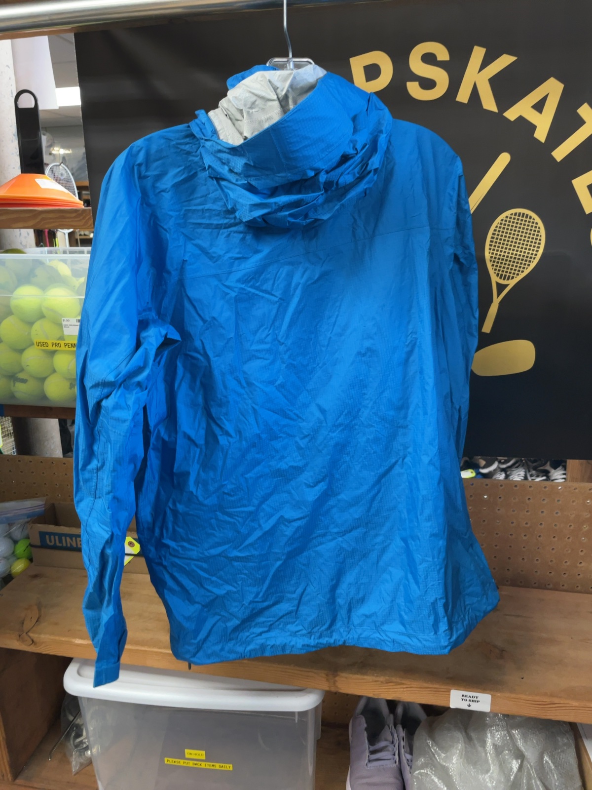 MEC Rain Jacket Size Youth 16 Blue