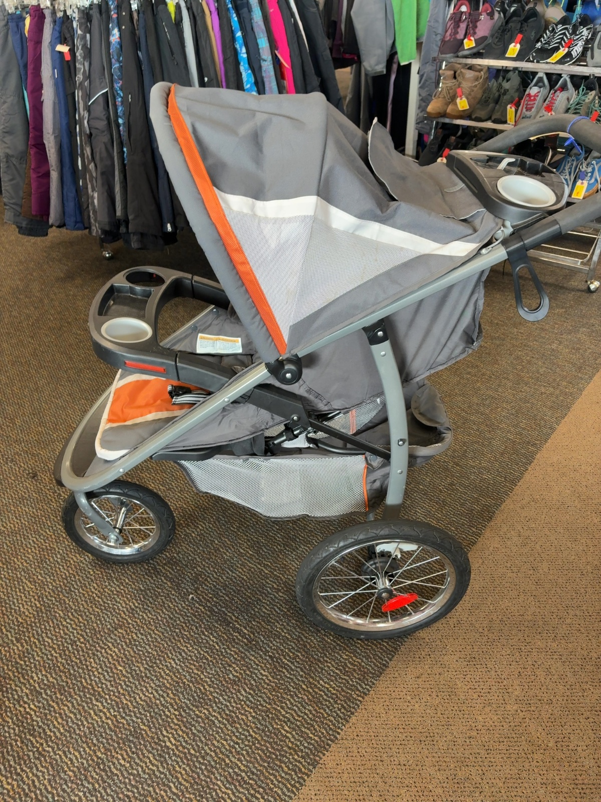 Graco Click Connect Jogging Stroller Orange / Grey Good