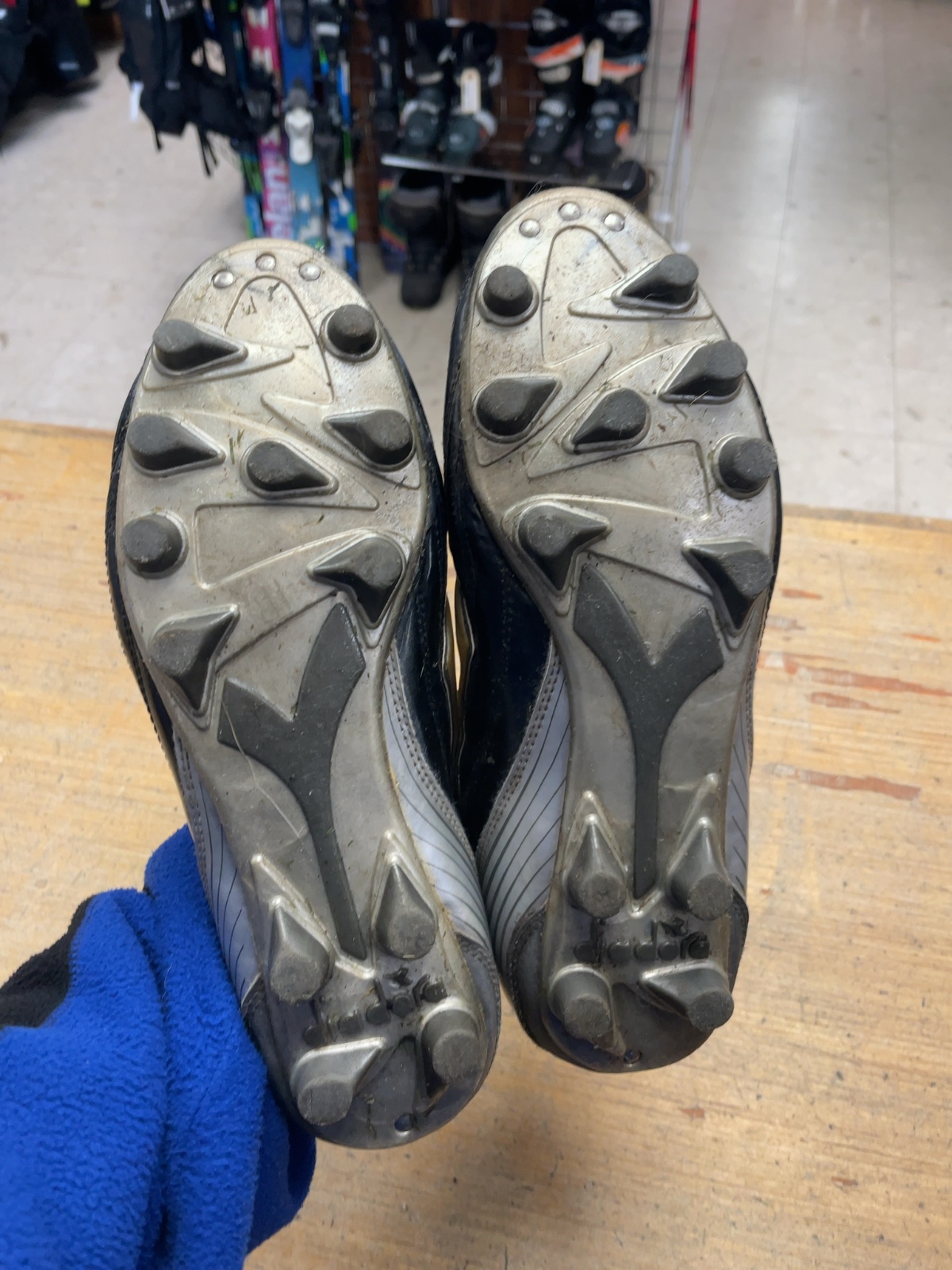 Diadora Size 9 Soccer Cleats
