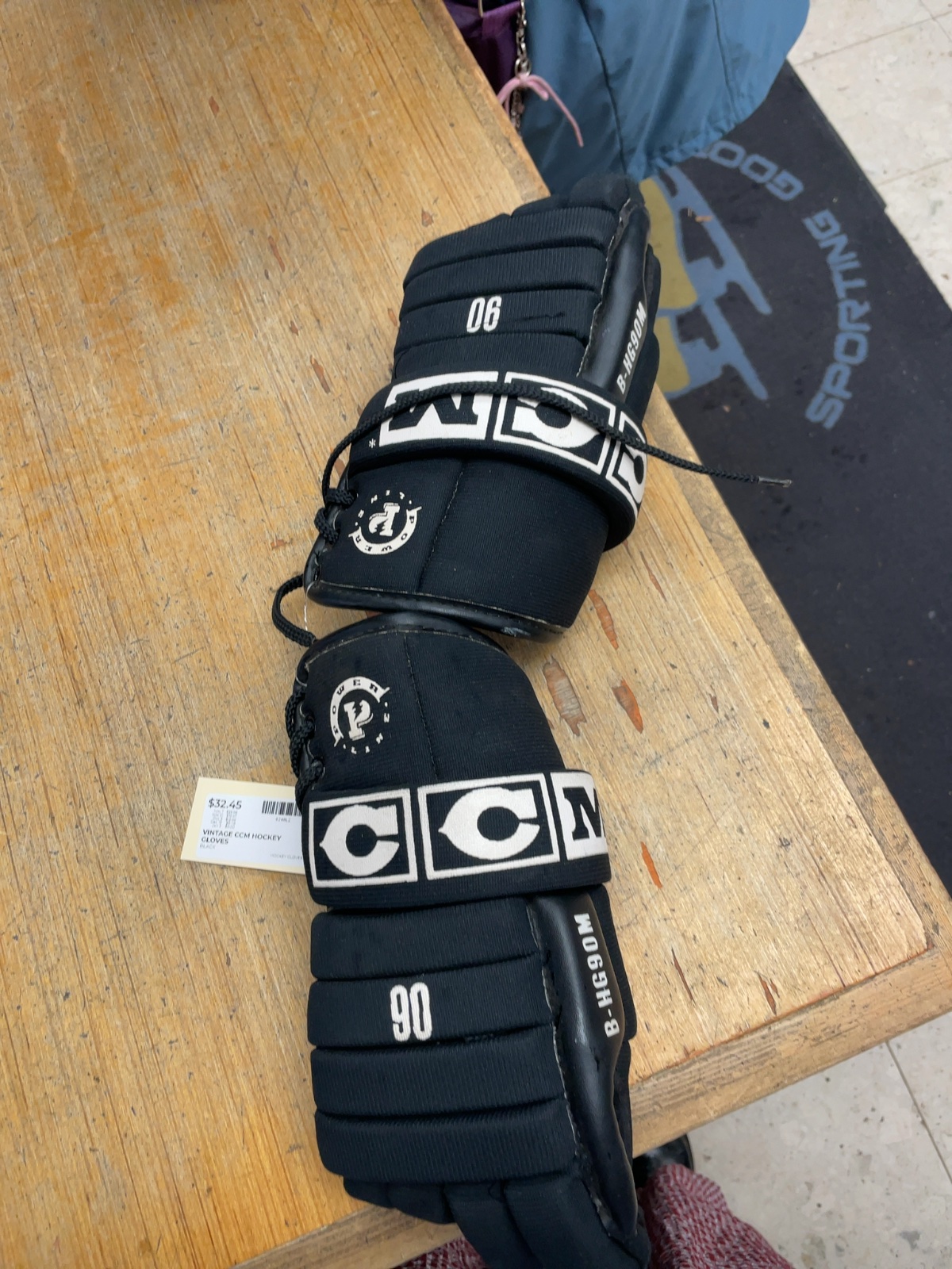 CCM Powerline 90 B-HG90M Vintage Hockey Gloves