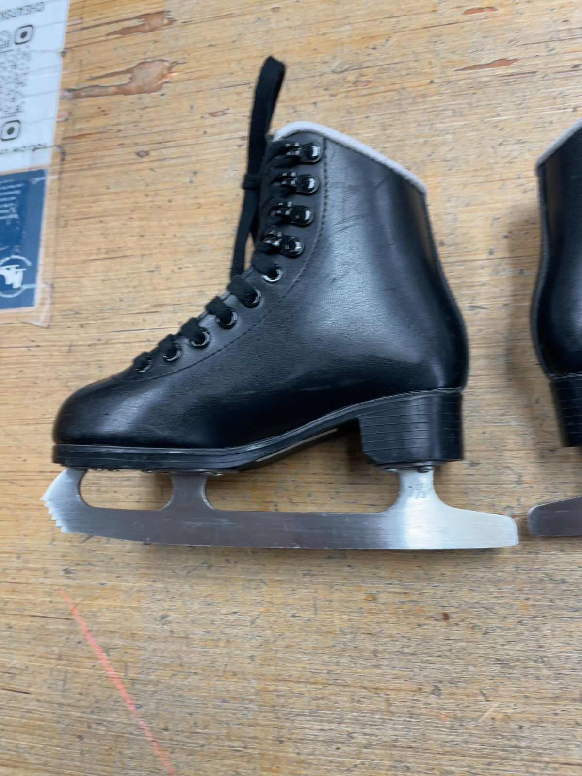 Jackson 445 Size 12C Figure Skates