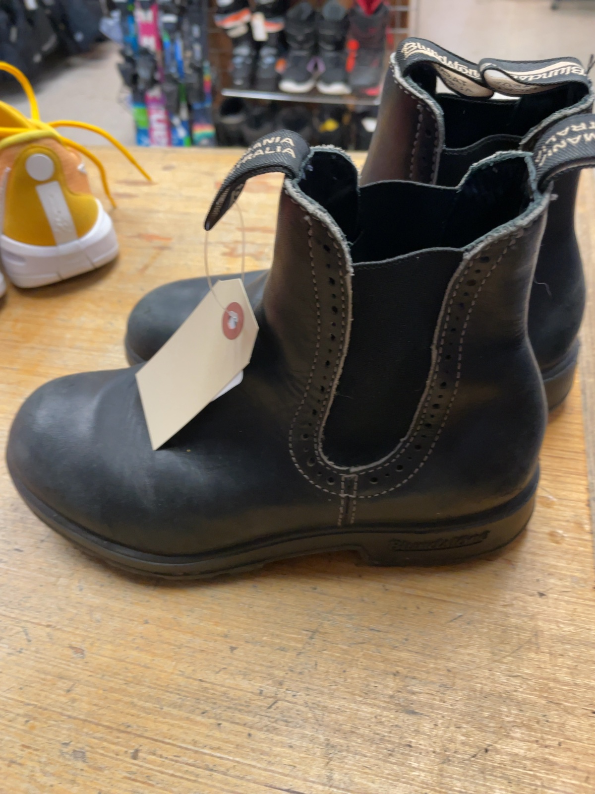Blundstone Brogue Chelsea Boots Size 4