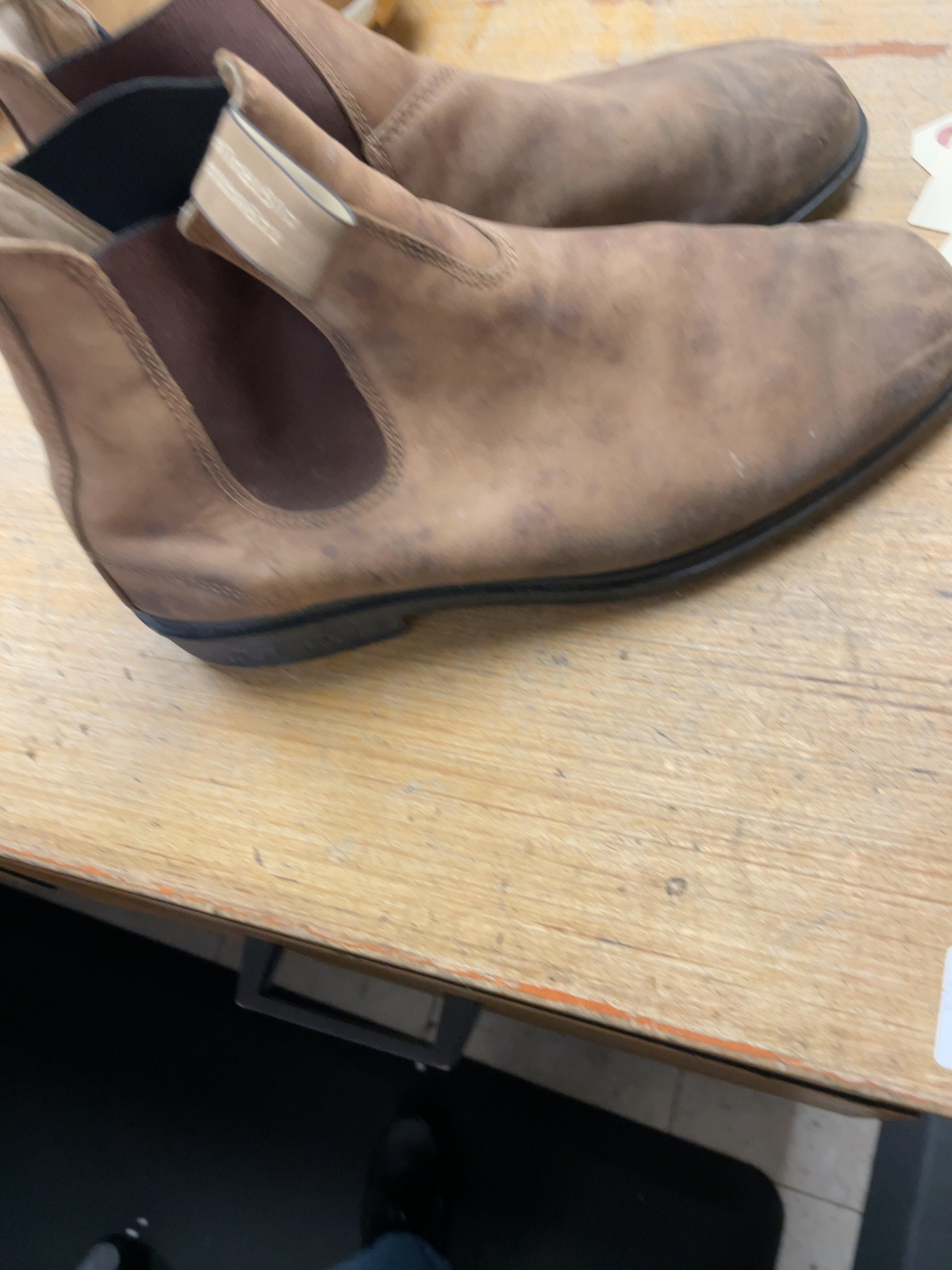 Blundstone Chelsea Boots Size 10 AU/UK (Size 12?) Tan