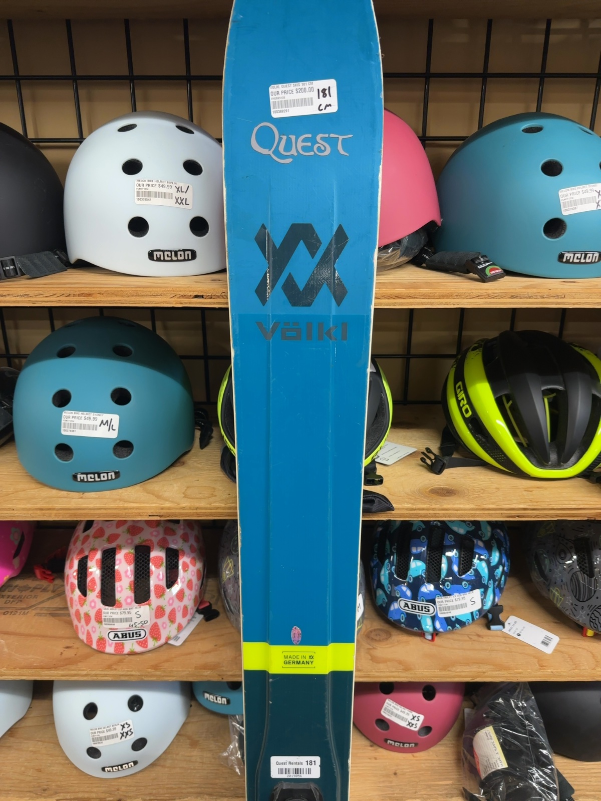 Völkl Quest Downhill Skis with Bindings 181 cm