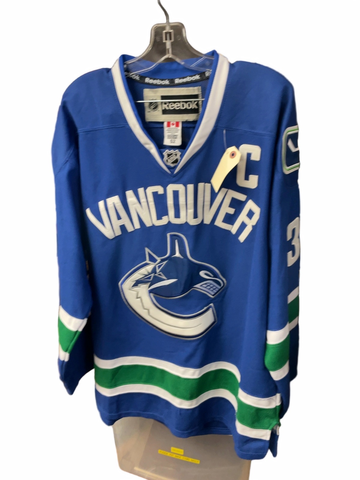 Reebok CCM Vancouver Canucks Henrik Sedin 52 Hockey Jersey