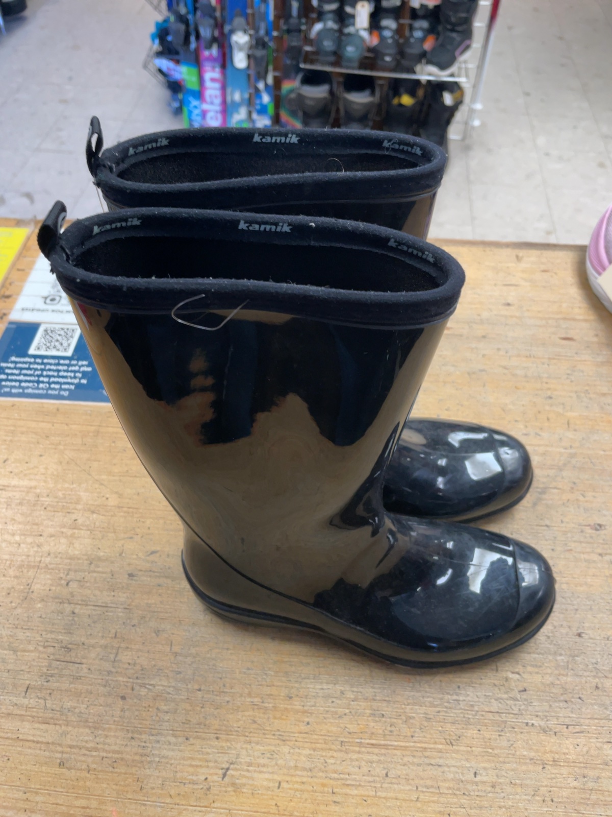 Kamik Size 9 Rain Boots
