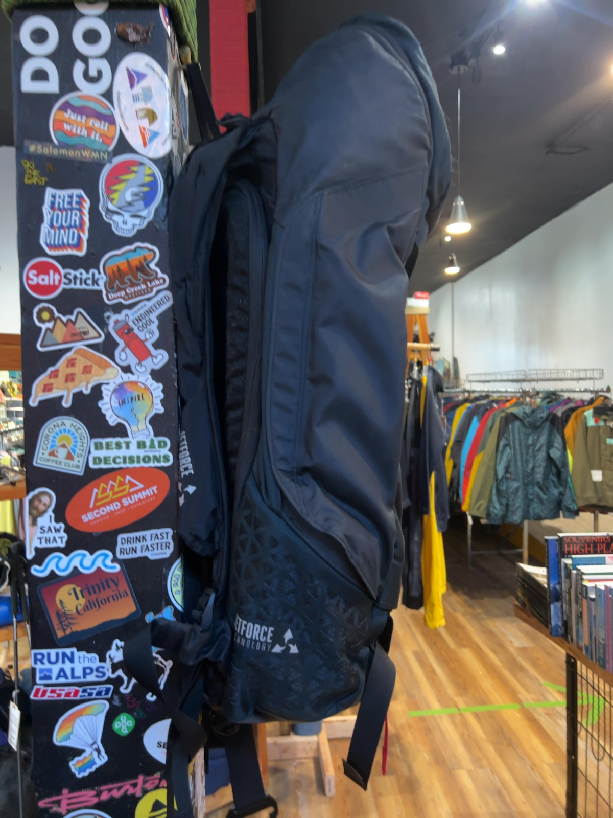 Black Diamond Saga 40 JetForce Avalanche Airbag Backpack Good