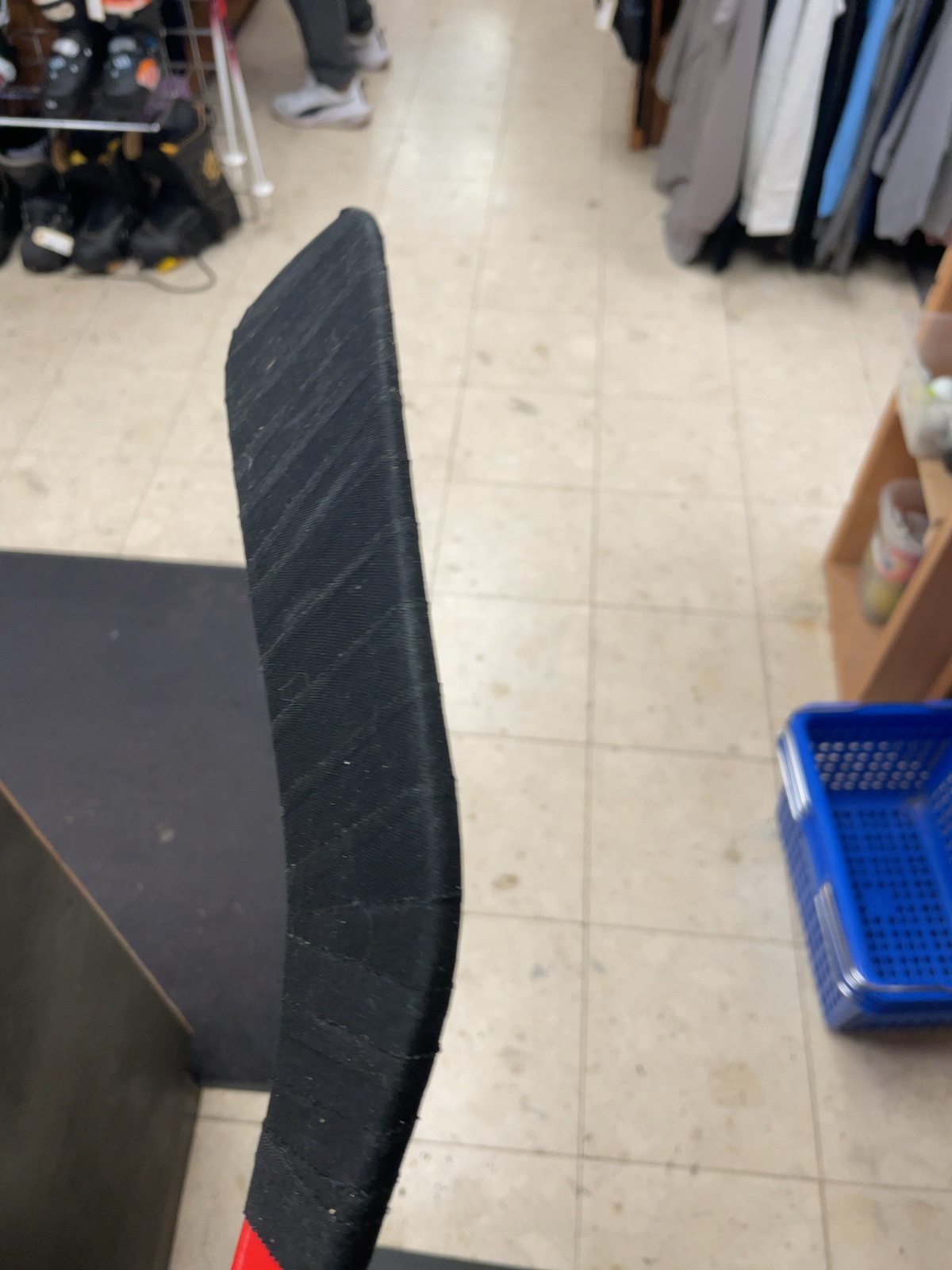 Warrior Dynasty HD4 Junior Hockey Stick 50 Flex W03 Henrique RH 56.5"