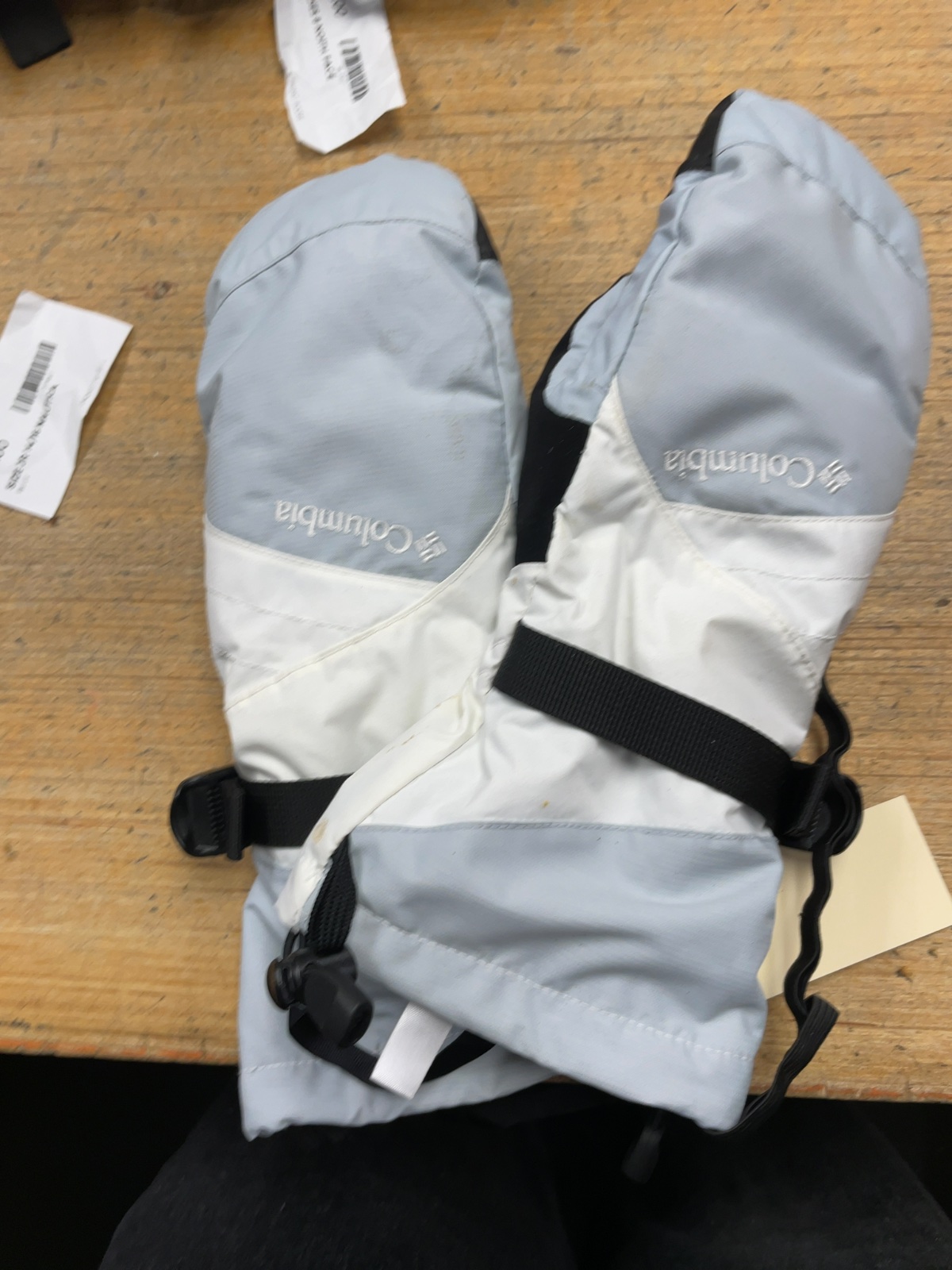 Columbia Women's Size M Winter Mittens