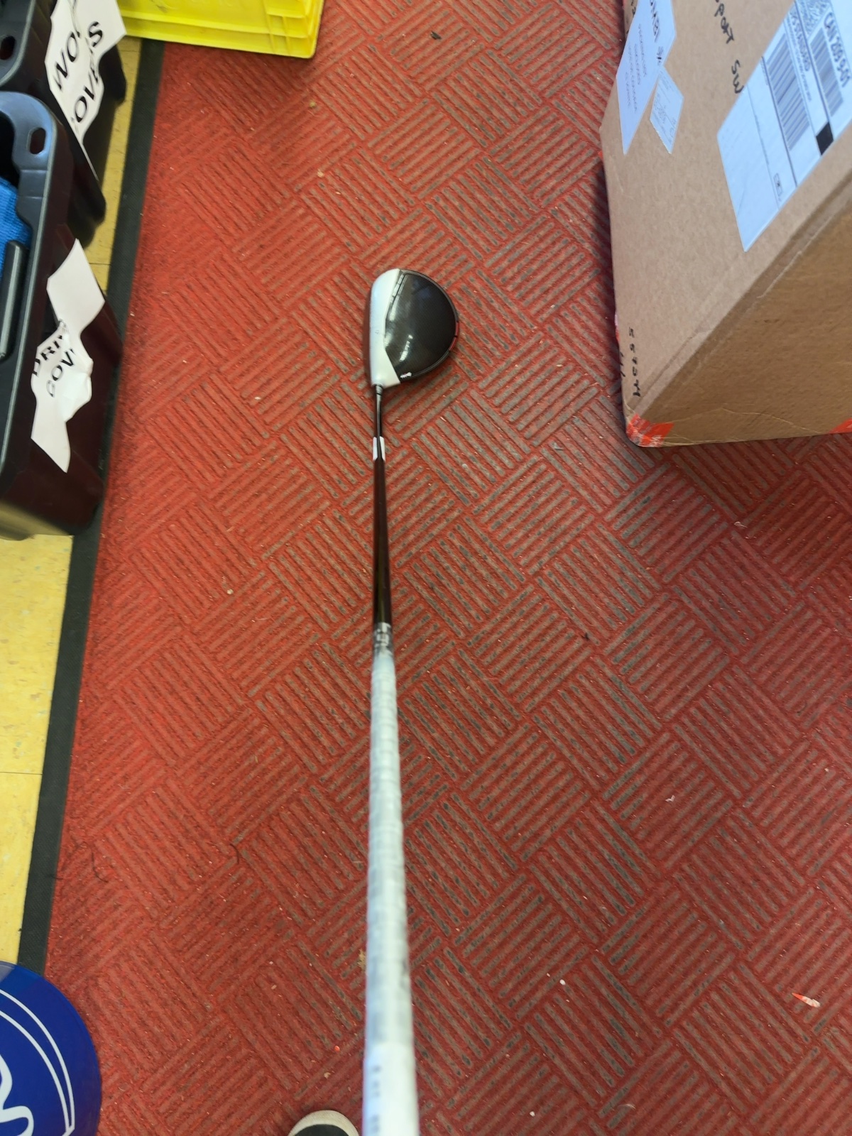 TaylorMade M4 10.5° Driver - Mitsubishi Rayon Kuro Kage 60g Stiff Flex